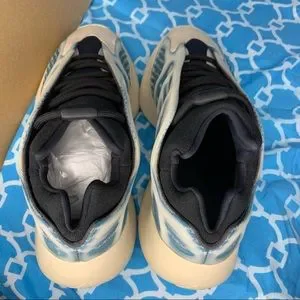 adidas | Shoes | Adidas Yeezy 70 V3 Mens Size 9 Kyanite Blue  display picture 3